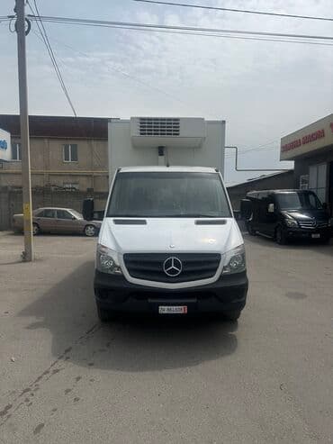 Грузовик, Mercedes-Benz, Стандарт, 5 т, Б/у at lalafo.kg Грузовик, Mercedes-Benz, Стандарт, 5 т, Б/у