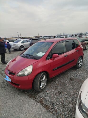 Honda Jazz: 2002 г., 1.4 л, Автомат, Бензин at lalafo.kg Honda Jazz: 2002 г., 1.4 л, Автомат, Бензин