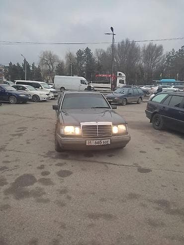 Ковролин: Mercedes-Benz W124: 1994 г., 3 л, Механика, Дизель, Седан lalafo.kg да — 6 Ковролин: Mercedes-Benz W124: 1994 г., 3 л, Механика, Дизель, Седан — 6