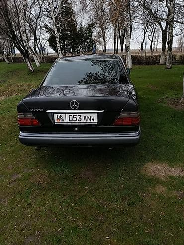 Mercedes-Benz E-Class: 1993 г., 2.2 л, Механика, Бензин, Седан at lalafo.kg Mercedes-Benz E-Class: 1993 г., 2.2 л, Механика, Бензин, Седан