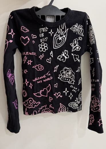 Лонгслив для девочки фирмы Zara на 7 лет, рост примерно 122 Состояние at lalafo.kg Лонгслив для девочки фирмы Zara на 7 лет, рост примерно 122 Состояние