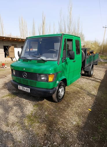 Грузовик, Mercedes-Benz, Дубль, 3 т, Б/у at lalafo.kg Грузовик, Mercedes-Benz, Дубль, 3 т, Б/у