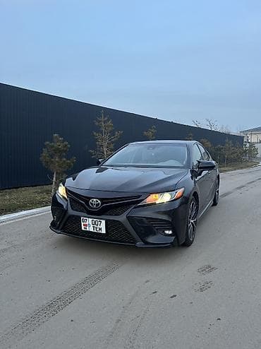 Toyota Camry: 2018 г., 2.5 л, Автомат, Бензин, Седан at lalafo.kg Toyota Camry: 2018 г., 2.5 л, Автомат, Бензин, Седан