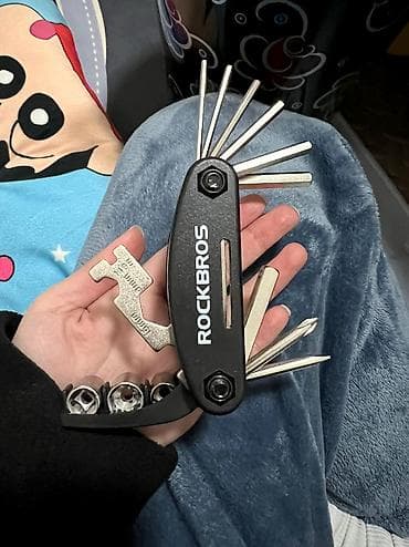 Компактный мультитул ROCKBROS 16-в-1 Незаменимый инструмент для at lalafo.kg Компактный мультитул ROCKBROS 16-в-1 Незаменимый инструмент для
