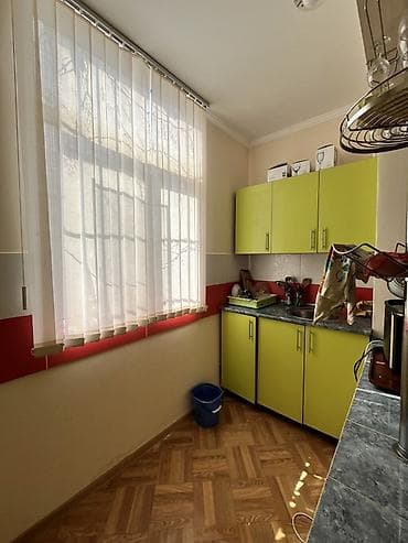 3 комнаты, 49 м², Хрущевка, 1 этаж at lalafo.kg — 2 3 комнаты, 49 м², Хрущевка, 1 этаж — 2