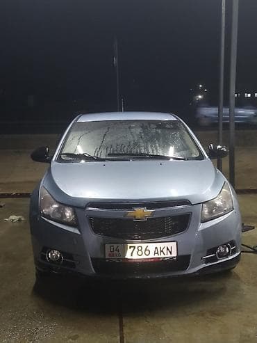 Chevrolet Cruze: 2010 г., Ручные, Бензин, Седан at lalafo.kg Chevrolet Cruze: 2010 г., Ручные, Бензин, Седан