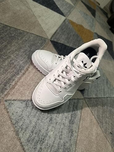 Кроссовки, 36.5, 37, Adidas Originals, Новый, цвет - Белый, Самовывоз at lalafo.kg Кроссовки, 36.5, 37, Adidas Originals, Новый, цвет - Белый, Самовывоз