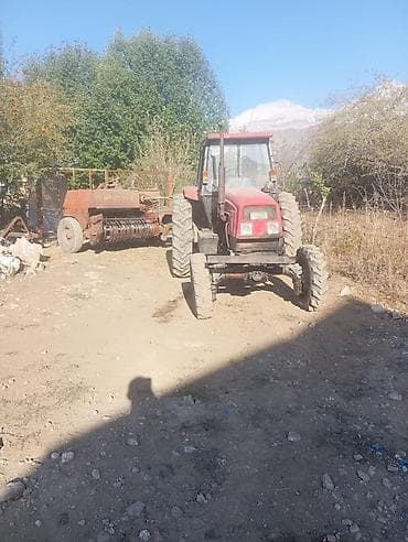 Sailong тракторлор: Трактор колесный, кабина закрытая, красный цвет. Полный привод 4х4 с lalafo.kg да — 1 Sailong тракторлор: Трактор колесный, кабина закрытая, красный цвет. Полный привод 4х4 с — 1