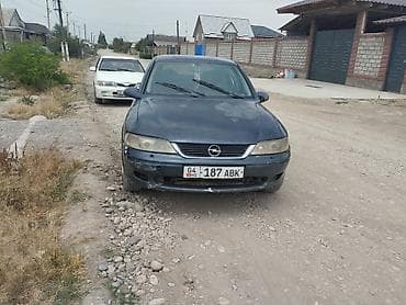 Opel Vectra: 2000 г., Механика, Бензин, Седан at lalafo.kg Opel Vectra: 2000 г., Механика, Бензин, Седан