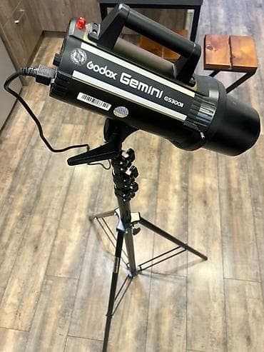 Студийный моноблок-вспышка Godox Gemini GS300II - Мощность: 300 Дж at lalafo.kg Студийный моноблок-вспышка Godox Gemini GS300II - Мощность: 300 Дж
