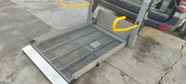 Стойка кузова Mercedes-Benz, Б/у, Оригинал at lalafo.kg Стойка кузова Mercedes-Benz, Б/у, Оригинал