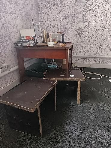 Столик для завтрака, цвет - Коричневый at lalafo.kg Столик для завтрака, цвет - Коричневый