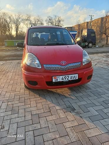 Toyota Yaris Verso: 2005 г., Автомат, Бензин, Универсал at lalafo.kg Toyota Yaris Verso: 2005 г., Автомат, Бензин, Универсал