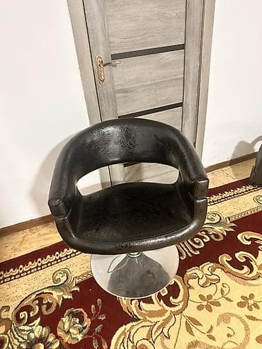 Офисное кресло, Без колесиков, цвет - Черный, Экокожа, Самовывоз at lalafo.kg Офисное кресло, Без колесиков, цвет - Черный, Экокожа, Самовывоз