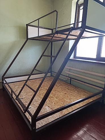 Продается 2-х ярусный кровать, 20 000 сом цена договорная, самовывоз at lalafo.kg Продается 2-х ярусный кровать, 20 000 сом цена договорная, самовывоз