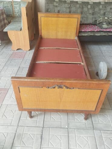 Продаю б/у кровати по 3,500
в наличии 5штук at lalafo.kg Продаю б/у кровати по 3,500
в наличии 5штук