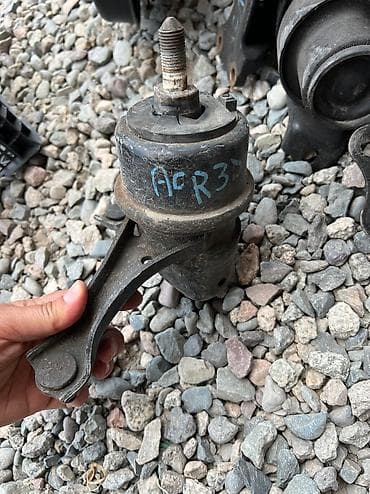 Подушка мотора Toyota Б/у, Оригинал, Япония at lalafo.kg Подушка мотора Toyota Б/у, Оригинал, Япония