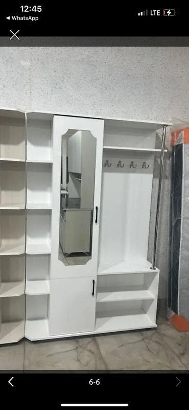 Шкаф-прихожая, Новый, С зеркалом, ЛДСП at lalafo.kg Шкаф-прихожая, Новый, С зеркалом, ЛДСП