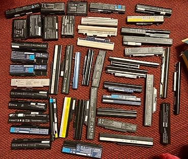 Набор аккумуляторных батарей для ноутбуков различных моделей и at lalafo.kg Набор аккумуляторных батарей для ноутбуков различных моделей и