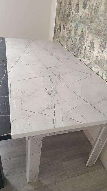 Обеденные столы с эффектом мрамора - Материал столешницы: ЛДСП/МДФ с at lalafo.kg Обеденные столы с эффектом мрамора - Материал столешницы: ЛДСП/МДФ с