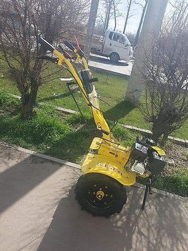 Мотоблок ROLF (желтый) - Бензиновый двигатель ROLF OHV, ручной запуск at lalafo.kg Мотоблок ROLF (желтый) - Бензиновый двигатель ROLF OHV, ручной запуск