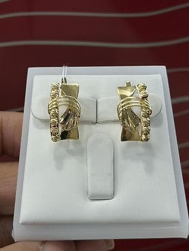 Төш белгилер: Сөйкөлөр, Үлгүсү 585, Кыстырмасыз, Аялдарга, Винтаждык стиль, Жаңы lalafo.kg да — 2 Төш белгилер: Сөйкөлөр, Үлгүсү 585, Кыстырмасыз, Аялдарга, Винтаждык стиль, Жаңы — 2