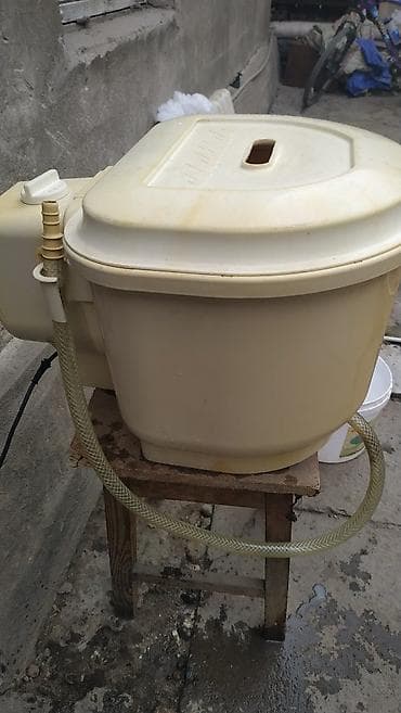 Полуавтоматическая стиральная машина Отлично работает стирает хорошо at lalafo.kg Полуавтоматическая стиральная машина Отлично работает стирает хорошо