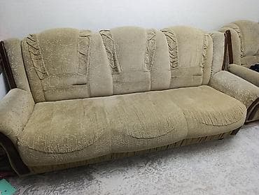 Диван б/у(раскладывается).Внутри дивана,есть место под хранение.+2 at lalafo.kg Диван б/у(раскладывается).Внутри дивана,есть место под хранение.+2