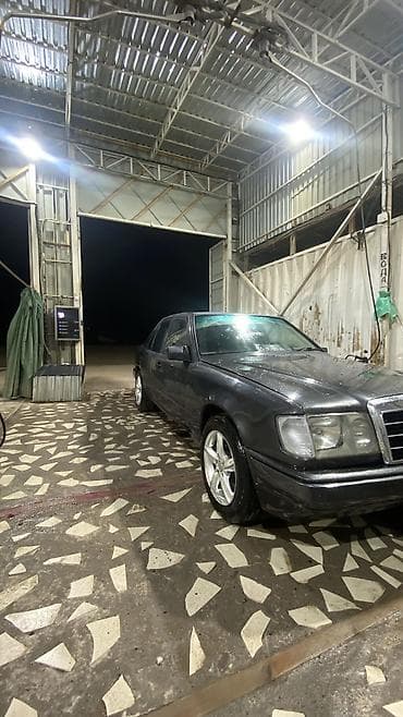 Mercedes-Benz E-Class: 1988 г., 3 л, Механика, Дизель, Седан at lalafo.kg Mercedes-Benz E-Class: 1988 г., 3 л, Механика, Дизель, Седан