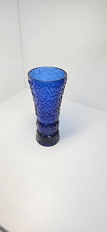 Ваза 1970г. Кобальт - Первомайский Стекольный Завод(ПСЗ). Имеет at lalafo.kg Ваза 1970г. Кобальт - Первомайский Стекольный Завод(ПСЗ). Имеет