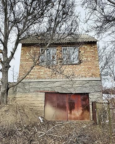 Дача, 40 м², 2 комнаты, Старый ремонт at lalafo.kg Дача, 40 м², 2 комнаты, Старый ремонт