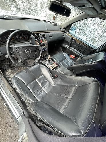 Mercedes-Benz E-Class: 1999 г., 2 л, Механика, Бензин, Седан at lalafo.kg Mercedes-Benz E-Class: 1999 г., 2 л, Механика, Бензин, Седан