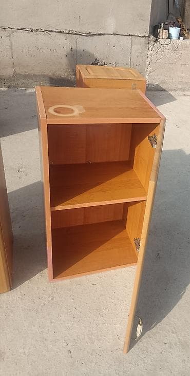 Кухонный шкаф, Б/у, Навесной, Без мойки, ЛДСП at lalafo.kg Кухонный шкаф, Б/у, Навесной, Без мойки, ЛДСП