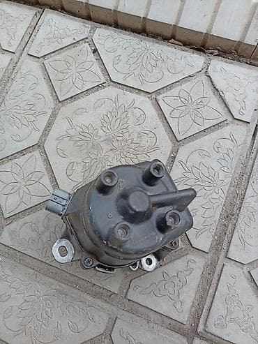 Трамблёр (распределитель зажигания), оригинальный Hitachi. Хонда at lalafo.kg Трамблёр (распределитель зажигания), оригинальный Hitachi. Хонда