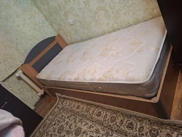 Односпальная кровать, Б/у, С матрасом, длина - 190 см at lalafo.kg Односпальная кровать, Б/у, С матрасом, длина - 190 см