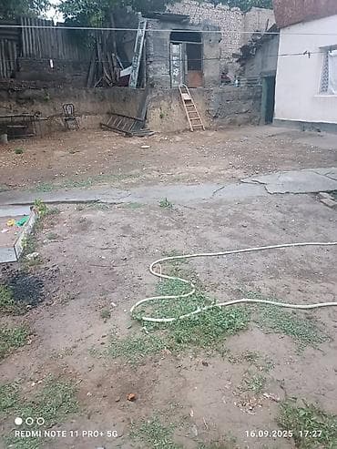 Продажа времянок: Продаю благоустроенный дом. 3 спальни,зал,кухня, душ - туалет ( туалет at lalafo.kg — 8 Продажа времянок: Продаю благоустроенный дом. 3 спальни,зал,кухня, душ - туалет ( туалет — 8