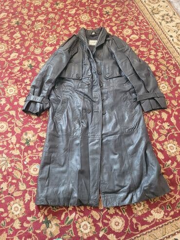 Мужской плащ, 6XL, Б/у, цвет - Черный, Бесплатная доставка at lalafo.kg Мужской плащ, 6XL, Б/у, цвет - Черный, Бесплатная доставка