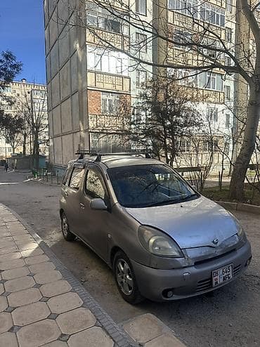 Toyota Yaris Verso: 2002 г., 1.3 л, Автомат, Газ at lalafo.kg Toyota Yaris Verso: 2002 г., 1.3 л, Автомат, Газ