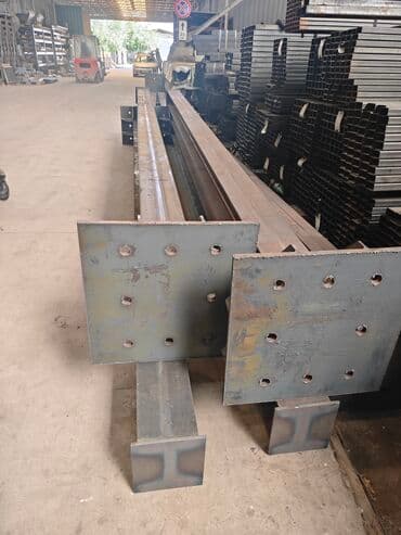 Сварные двутавровые балки с монтажными отверстиями и приваренными at lalafo.kg Сварные двутавровые балки с монтажными отверстиями и приваренными