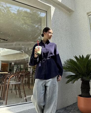 Блуза на пуговицах с поясом-кулиской - Силуэт: свободный верх с at lalafo.kg Блуза на пуговицах с поясом-кулиской - Силуэт: свободный верх с