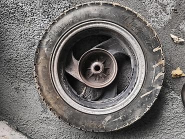 Рабочий диск для скутера M8, шина, не рабочий, б/у, за дешево. - Диск at lalafo.kg Рабочий диск для скутера M8, шина, не рабочий, б/у, за дешево. - Диск