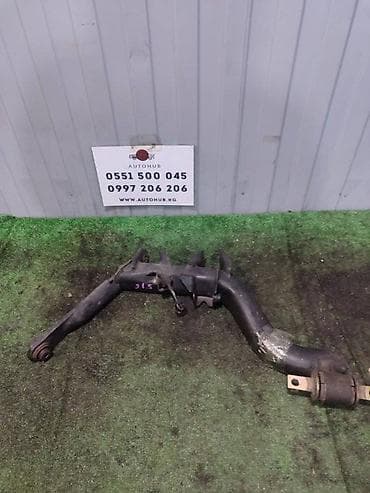 Задний левый рычаг Honda at lalafo.kg Задний левый рычаг Honda