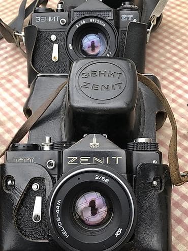 Зеркальные фотоаппараты Зенит (Zenit) с объективами Гелиос Состав: - at lalafo.kg Зеркальные фотоаппараты Зенит (Zenit) с объективами Гелиос Состав: -