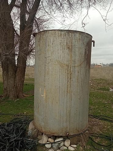 Бочка Металл, 2500 л at lalafo.kg Бочка Металл, 2500 л