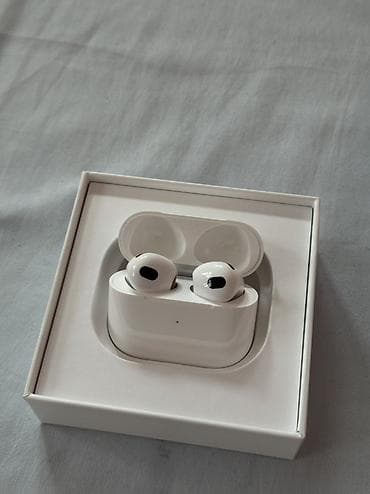 Apple AirPods (3‑е поколение) Состояние нового открывали но не разу at lalafo.kg Apple AirPods (3‑е поколение) Состояние нового открывали но не разу