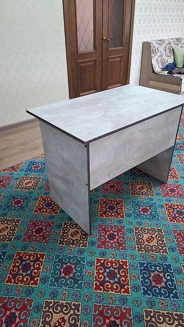 Бычуучу столдор: Письменный/конференц‑стол в современном минималистичном стиле lalafo.kg да — 2 Бычуучу столдор: Письменный/конференц‑стол в современном минималистичном стиле — 2