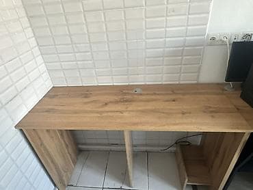 Бычуучу столдор: Компьютердик үстөлү, Текчелери бар lalafo.kg да — 4 Бычуучу столдор: Компьютердик үстөлү, Текчелери бар — 4