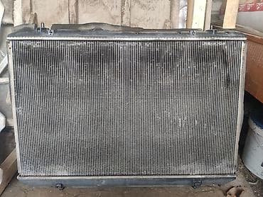 Продаю радиатор оригинал б/у, Тойота Хайлендер гибрид 2 кузов MHU48 at lalafo.kg Продаю радиатор оригинал б/у, Тойота Хайлендер гибрид 2 кузов MHU48