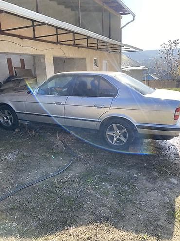 BMW 5 series: 1993 г., Ручные, Бензин, Седан at lalafo.kg BMW 5 series: 1993 г., Ручные, Бензин, Седан