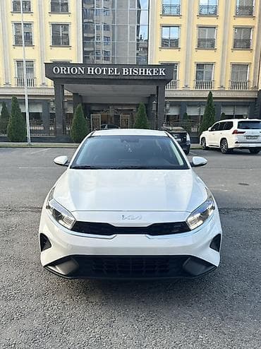 Kia K3: 2021 г., 1.6 л, Вариатор, Бензин, Седан at lalafo.kg Kia K3: 2021 г., 1.6 л, Вариатор, Бензин, Седан